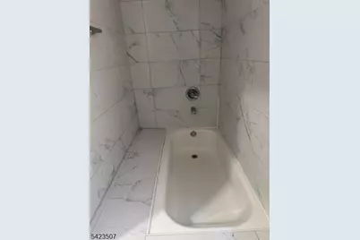 525 Franklin St, Elizabeth, NJ 07206 - Photo 3