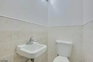 1132 W 3rd St, Plainfield, NJ 07063 - Photo 17
