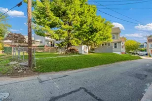 330 Chambers St, Phillipsburg, NJ 08865 - Photo 23