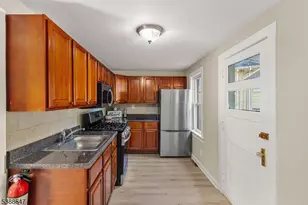 330 Chambers St, Phillipsburg, NJ 08865 - Photo 13