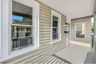 330 Chambers St, Phillipsburg, NJ 08865 - Photo 3