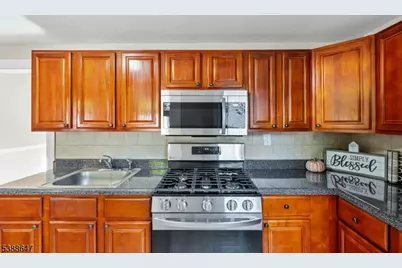 330 Chambers St, Phillipsburg, NJ 08865 - Photo 13