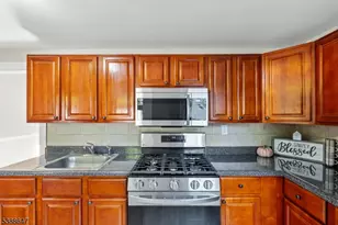 330 Chambers St, Phillipsburg, NJ 08865 - Photo 13