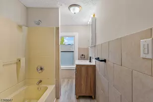 330 Chambers St, Phillipsburg, NJ 08865 - Photo 17