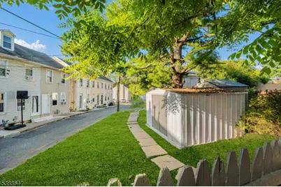 330 Chambers St, Phillipsburg, NJ 08865 - Photo 23