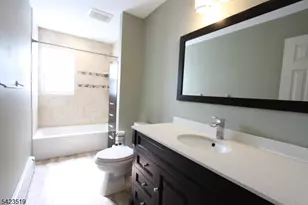 35 Maryann Rd, Jefferson Township, NJ 07438 - Photo 7