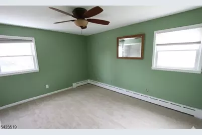 35 Mary Ann Rd, Jefferson Township, NJ 07438 - Photo 13