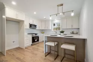 25 Brookside Ave, Irvington, NJ 07111 - Photo 9