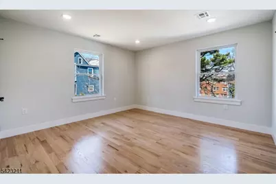 25 Brookside Ave, Irvington, NJ 07111 - Photo 13