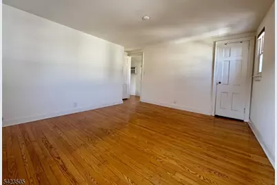 66-70 Liberty Pl #70, Palisades Park, NJ 07650 - Photo 11