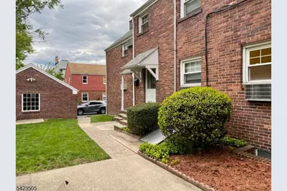 66-70 Liberty Pl #70, Palisades Park, NJ 07650 - Photo 17