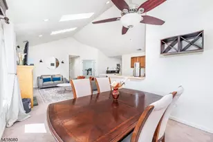 5 Bramble Ct, Hardyston Township, NJ 07419 - Photo 9