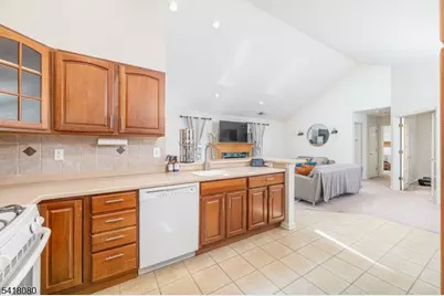 5 Bramble Ct, Hardyston Township, NJ 07419 - Photo 11