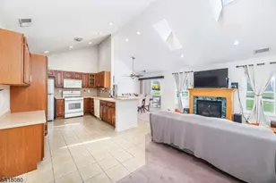 5 Bramble Ct, Hardyston Township, NJ 07419 - Photo 13