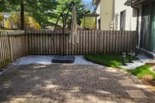 23 Peach Ct, Raritan Township, NJ 08822 - Photo 7