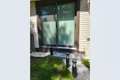 23 Peach Ct, Raritan Township, NJ 08822 - Photo 9