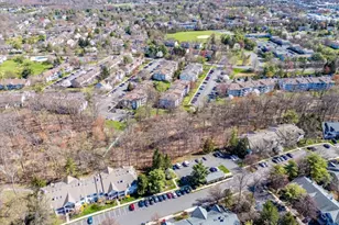 95 Sapphire Ln, Franklin Township, NJ 08823 - Photo 19