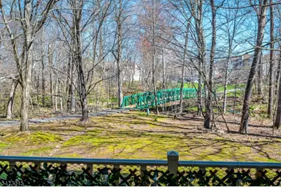 95 Sapphire Ln, Franklin Township, NJ 08823 - Photo 15