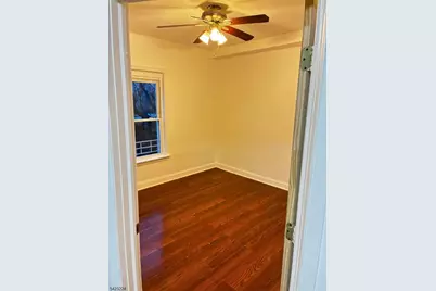 73 Wolcott Ter, Newark, NJ 07112 - Photo 15