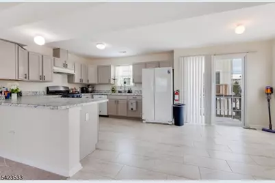 11 Alerica Ln, Franklin Township, NJ 08873 - Photo 9