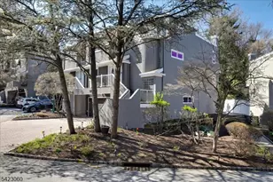 376 Kenwood St, Englewood, NJ 07631 - Photo 3