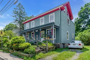 135 Main St, Hampton Boro, NJ 08827 - Photo 3