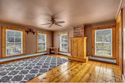 135 Main St, Hampton Boro, NJ 08827 - Photo 13