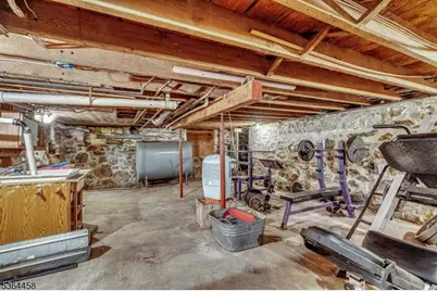 135 Main St, Hampton Boro, NJ 08827 - Photo 23