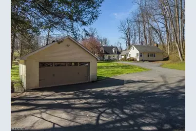 293 Stanton Mountain Rd, Clinton Township, NJ 08833 - Photo 35