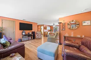 12 Pleasant View Dr, West Milford, NJ 07480 - Photo 3