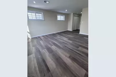 22 Cross St, Union Township, NJ 07088 - Photo 9