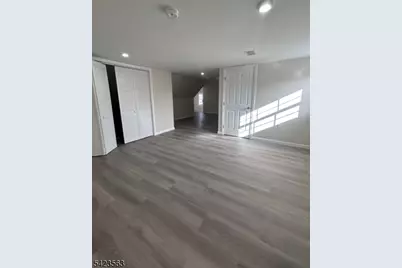 22 Cross St, Union Township, NJ 07088 - Photo 17