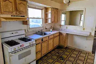 50 Canal St, South Bound Brook Boro, NJ 08880 - Photo 11