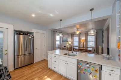 38 Claremont Ave, Montclair, NJ 07042 - Photo 15