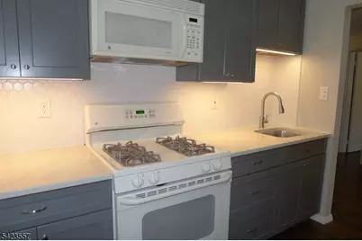 15 Dartmouth Ave #2B, Bridgewater, NJ 08807 - Photo 5