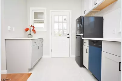 1324 George St, Plainfield, NJ 07062 - Photo 13