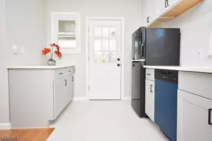 1324 George St, Plainfield, NJ 07062 - Photo 13