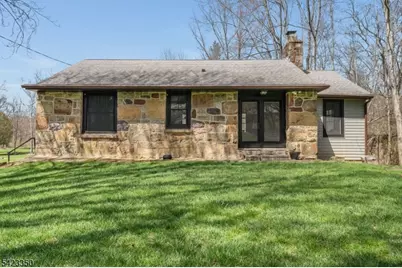 615 Jackson Valley Rd, Mansfield Township, NJ 07863 - Photo 35