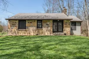 615 Jackson Valley Rd, Mansfield Township, NJ 07863 - Photo 35