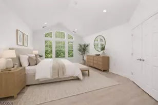 123 Turlington Ct, Livingston, NJ 07039 - Photo 7