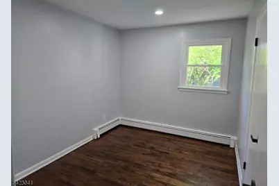 11 Laurelton Rd, Parsippany, NJ 07054 - Photo 5