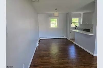 11 Laurelton Rd, Parsippany, NJ 07054 - Photo 3