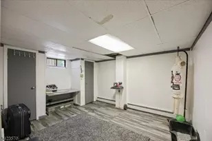 439 Fairview Ave, Woodbridge Township, NJ 07067 - Photo 27