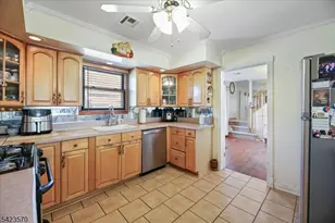 439 Fairview Ave, Woodbridge Township, NJ 07067 - Photo 7