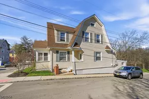 1 Pocahontas St, Morristown, NJ 07960 - Photo 3