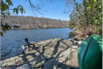 27 Middle Road, Bloomingdale, NJ 07403 - Photo 1
