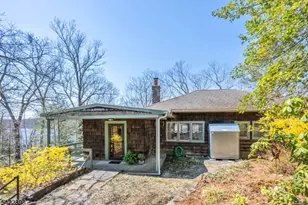 27 Middle Rd, Bloomingdale, NJ 07403 - Photo 3