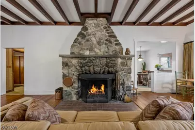 27 Middle Road, Bloomingdale, NJ 07403 - Photo 9