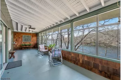 27 Middle Road, Bloomingdale, NJ 07403 - Photo 13