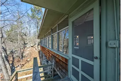 27 Middle Road, Bloomingdale, NJ 07403 - Photo 41